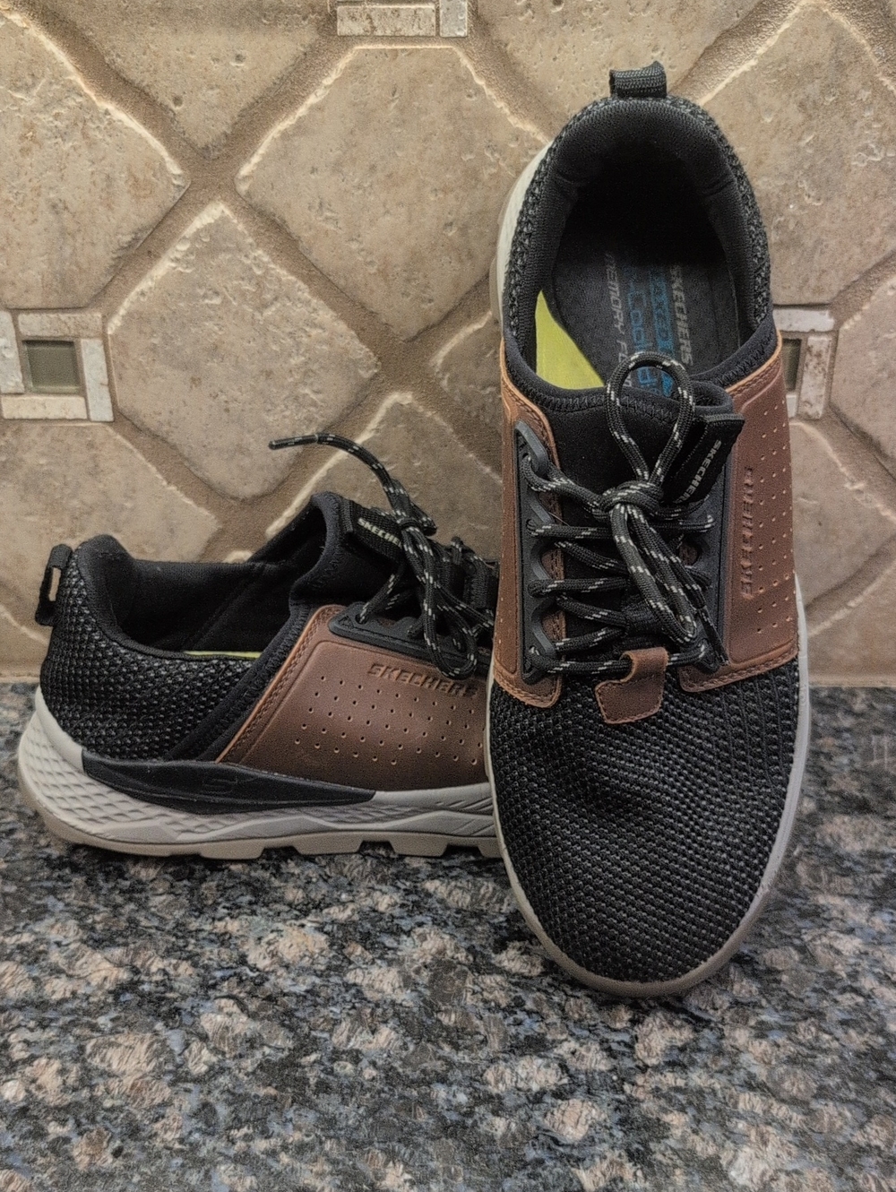 Skechers Men's Black and Brown Casual Lace-Up Sneakers